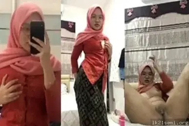 ABG Jilbab Pink Colmek Memek Basah Banjir Brutal